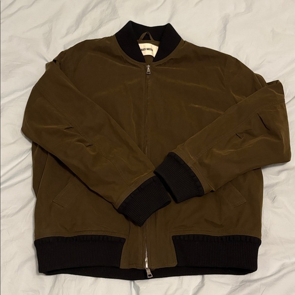 Buck Mason Bomber - Picture 2 of 14